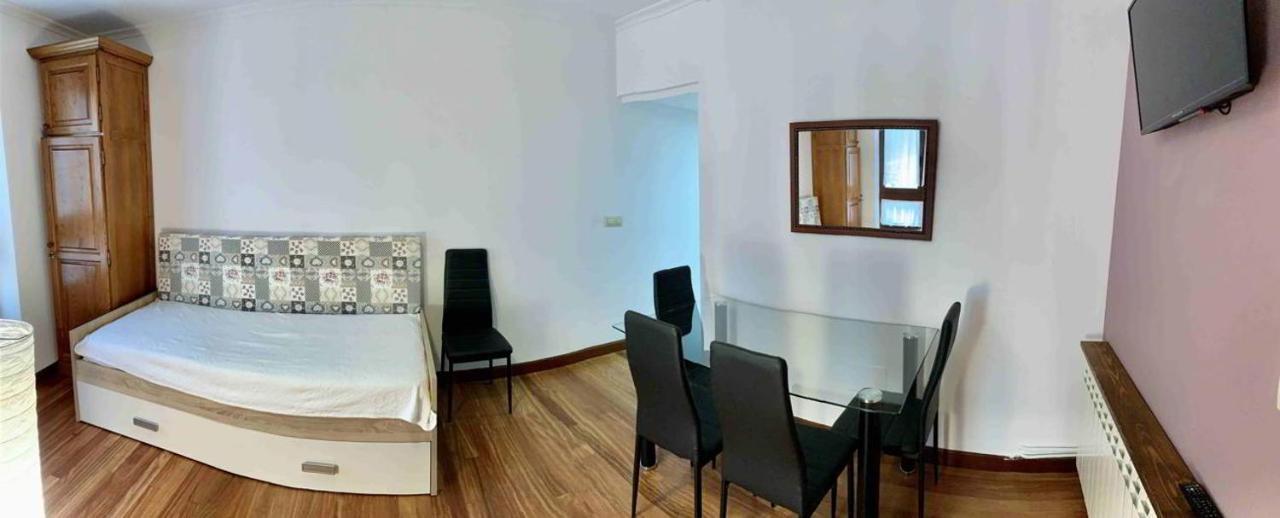 Apartment La De *